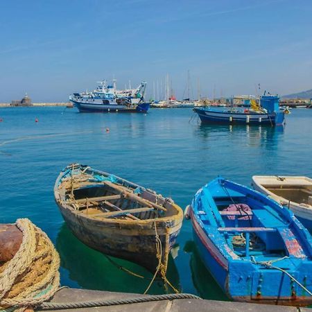 L Angolo Segreto Di Giovanni Il Pescatore Procida Exterior photo